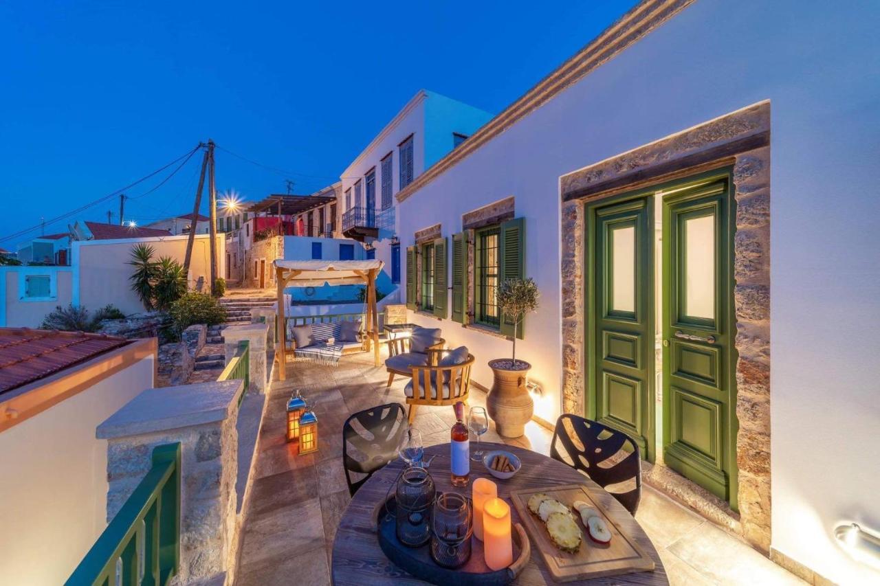 Muse Clio Villa Chalki Town Buitenkant foto
